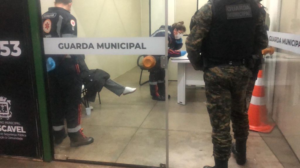 Grávida passa mal na rodoviária e pede ajuda para ser socorrida