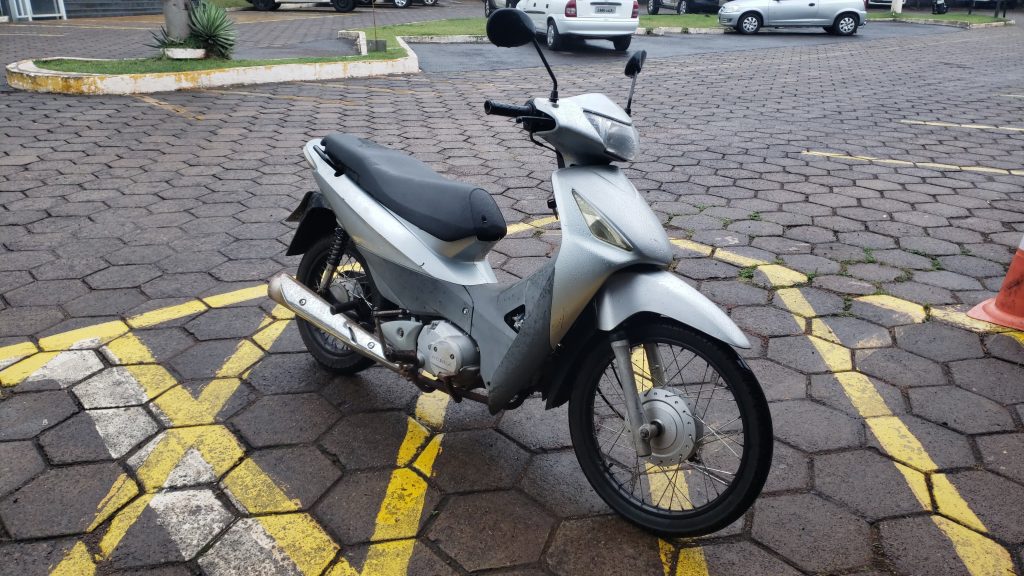 Motocicleta é recuperada pela PM na Região Norte