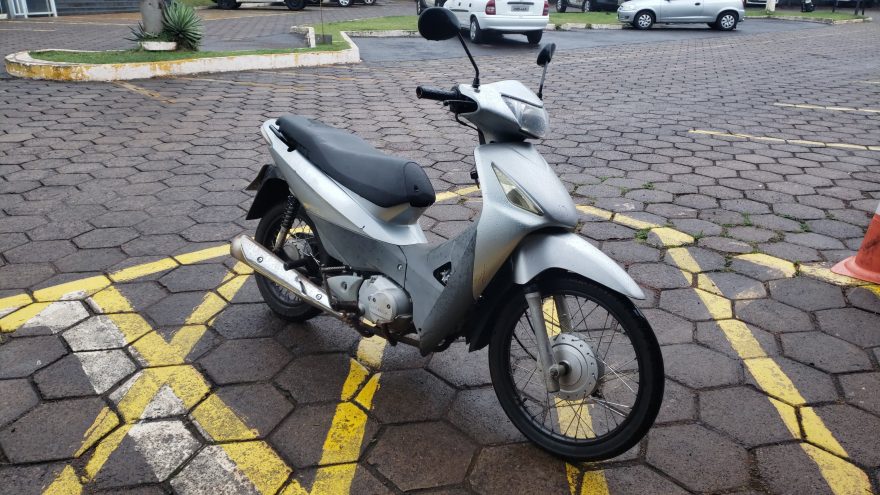 Motocicleta é recuperada pela PM na Região Norte