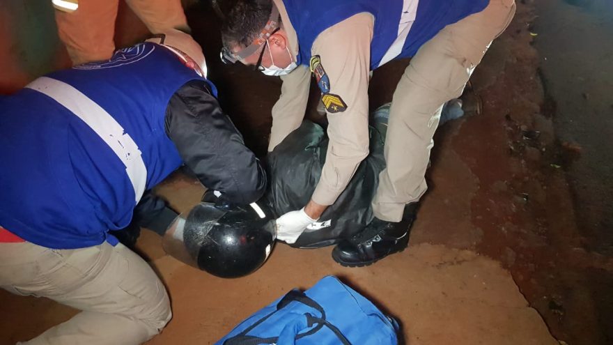 Motociclista fica ferido em acidente de trânsito na Av. Piquiri