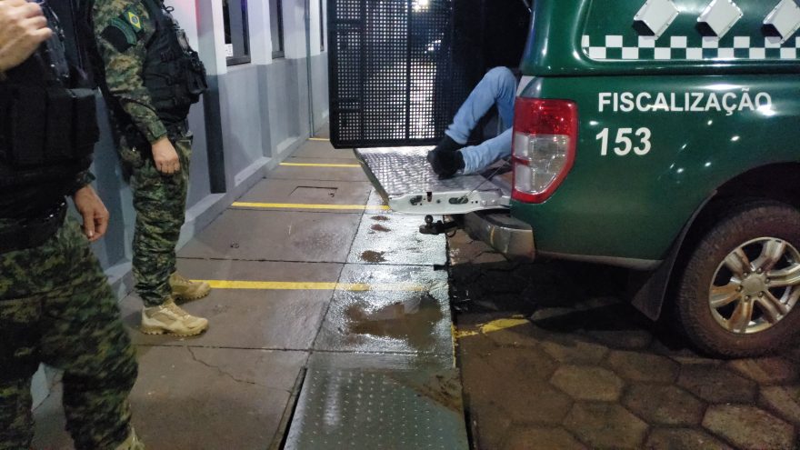 GM cumpre mandado de prisão a homem que ameaçou companheira de morte