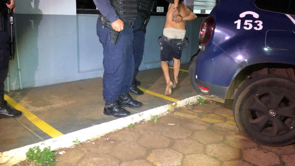 Homem é detido pelo GPOM no Santa Felicidade