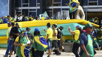 Vândalos estavam organizados para atos golpistas, diz policial militar Vândalos estavam organizados para atos golpistas, diz policial militar