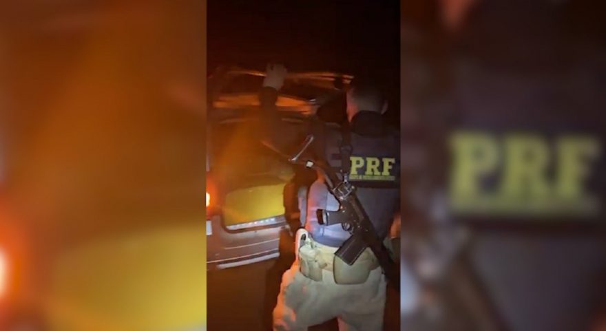 PRF apreende quase 300kg de droga em São Miguel do Iguaçu