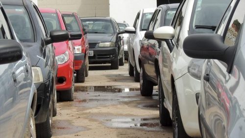 Leilão em Curitiba oferece 114 veículos em condições de circulação, com lance inicial de R$ 400 Imagem referente a Leilão em Curitiba oferece 114 veículos em condições de circulação, com lance inicial de R$ 400