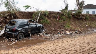 RS tem 11 trechos de rodovias com bloqueios totais ou parciais