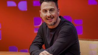 Demori estreia na TV Brasil e defende comunicação pública independente