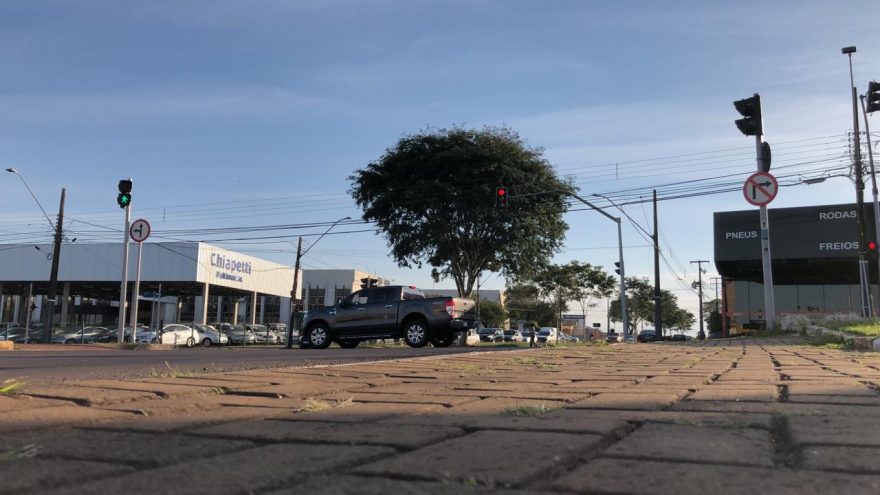 Avenida Rocha Pombo será fechada no sentido viaduto BR-467 para nova etapa das obras