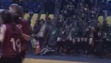 Imagem referente a Vídeo: Alunos de medicina fazem ‘masturbação coletiva’ em jogo de vôlei feminino em SP