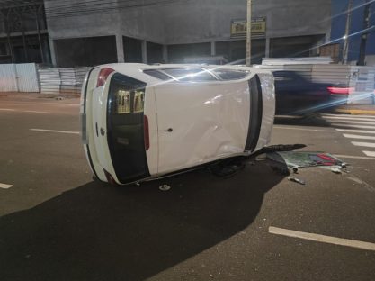 Imagem referente a Polo tomba após acidente no Centro de Toledo