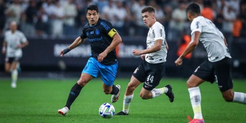 Corinthians e Grêmio empatam em jogo com oito gols - Portal CWN