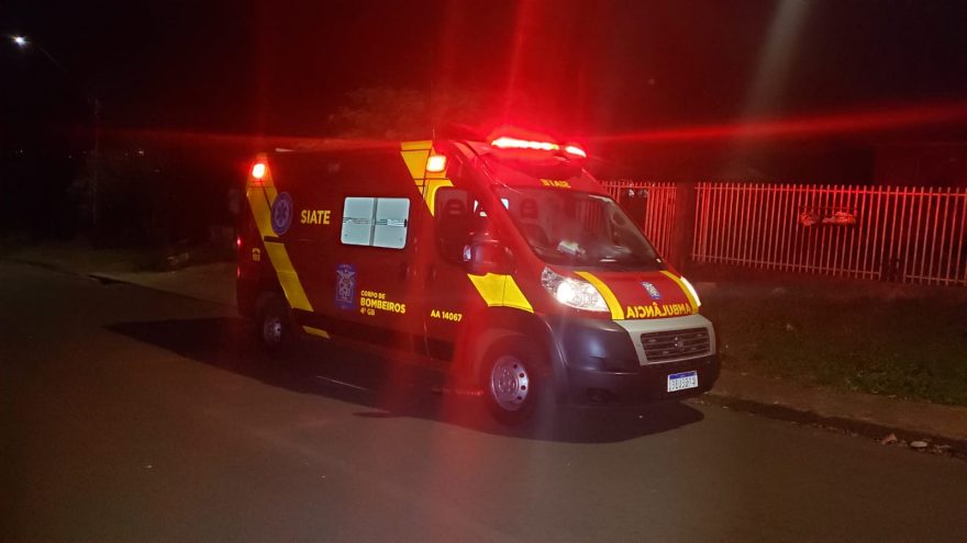 Homem é socorrido após sofrer queda em residência no Interlagos