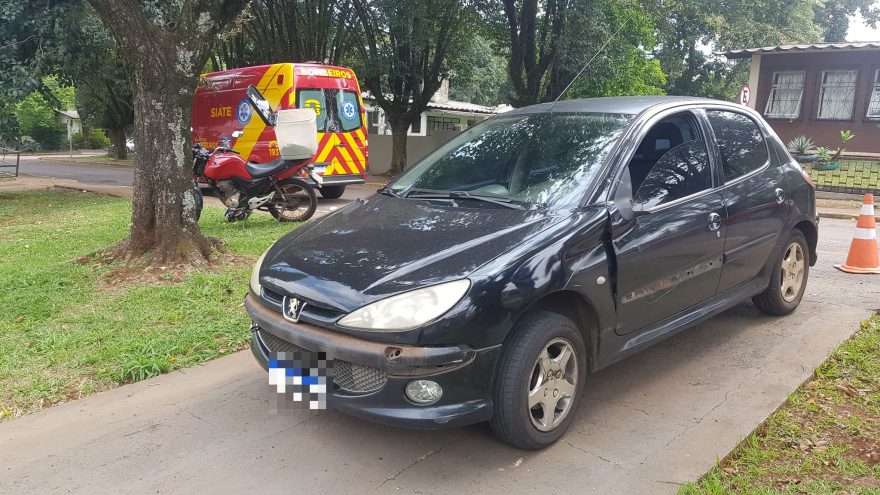 Motociclista fica ferido em acidente na Rua Bom Jesus