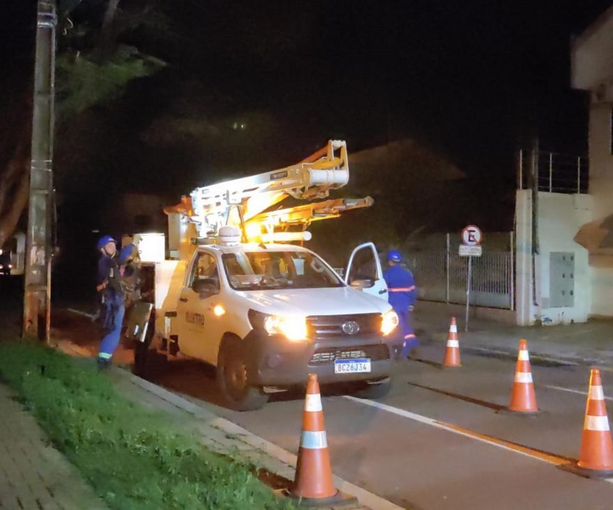 Parque Verde e parte do Santo Inácio estão sem energia elétrica