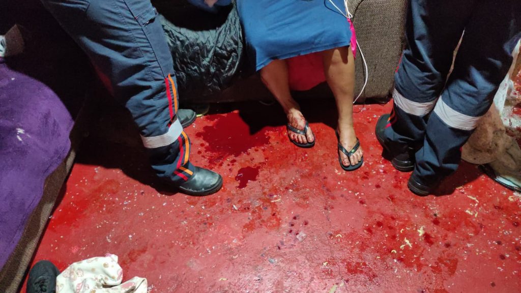 Mulher em surto mobiliza Samu e GM à Vila Tolentino; ela se feriu com gravidade