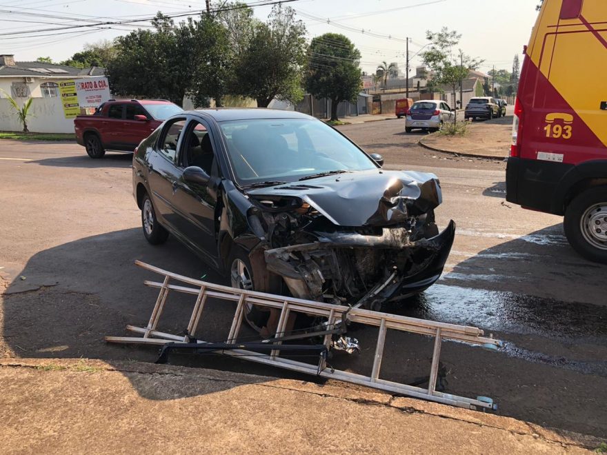 Homem fica ferido em acidente no Centro