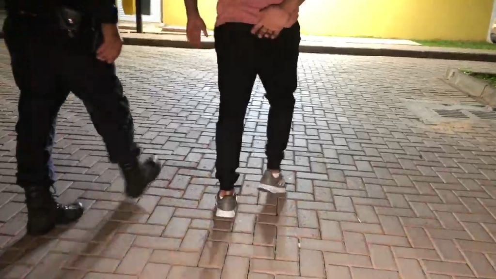 Devendo pensão alimentícia, homem é detido durante o baile em Cascavel
