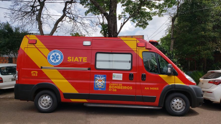 Mulher sofre fratura no braço após queda de mesmo nível