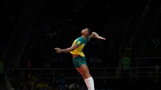 Com brilho de Darlan, Brasil supera República Tcheca por 3 sets a 2