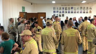 Corpo de Bombeiros recebe homenagem pelos trabalhos de resgate na explosão da C.Vale em Palotina