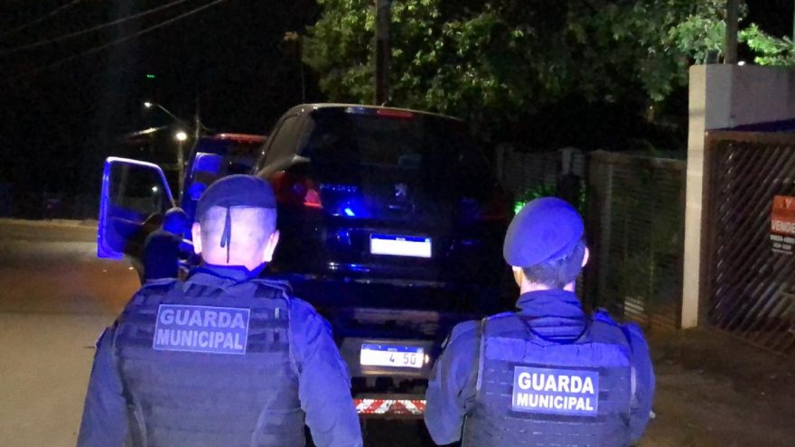 Peugeot 307 com alerta de furto é recuperado pela Guarda Municipal