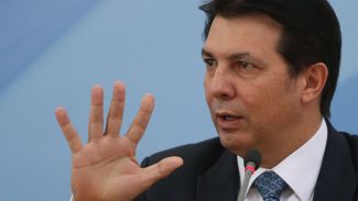 CPMI: Maia é questionado por desmarcar depoimento de Braga Netto CPMI: Maia é questionado por desmarcar depoimento de Braga Netto