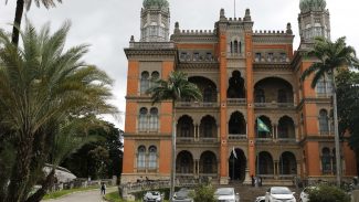 Fiocruz manifesta preocupação quanto à aprovação do PL dos Agrotóxicos
