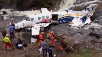 Avião de Marília Mendonça caiu por causa de negligência, diz Polícia Avião de Marília Mendonça caiu por causa de negligência, diz Polícia