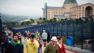 Operação ajudará peregrinos que visitarão Aparecida no feriado Operação ajudará peregrinos que visitarão Aparecida no feriado