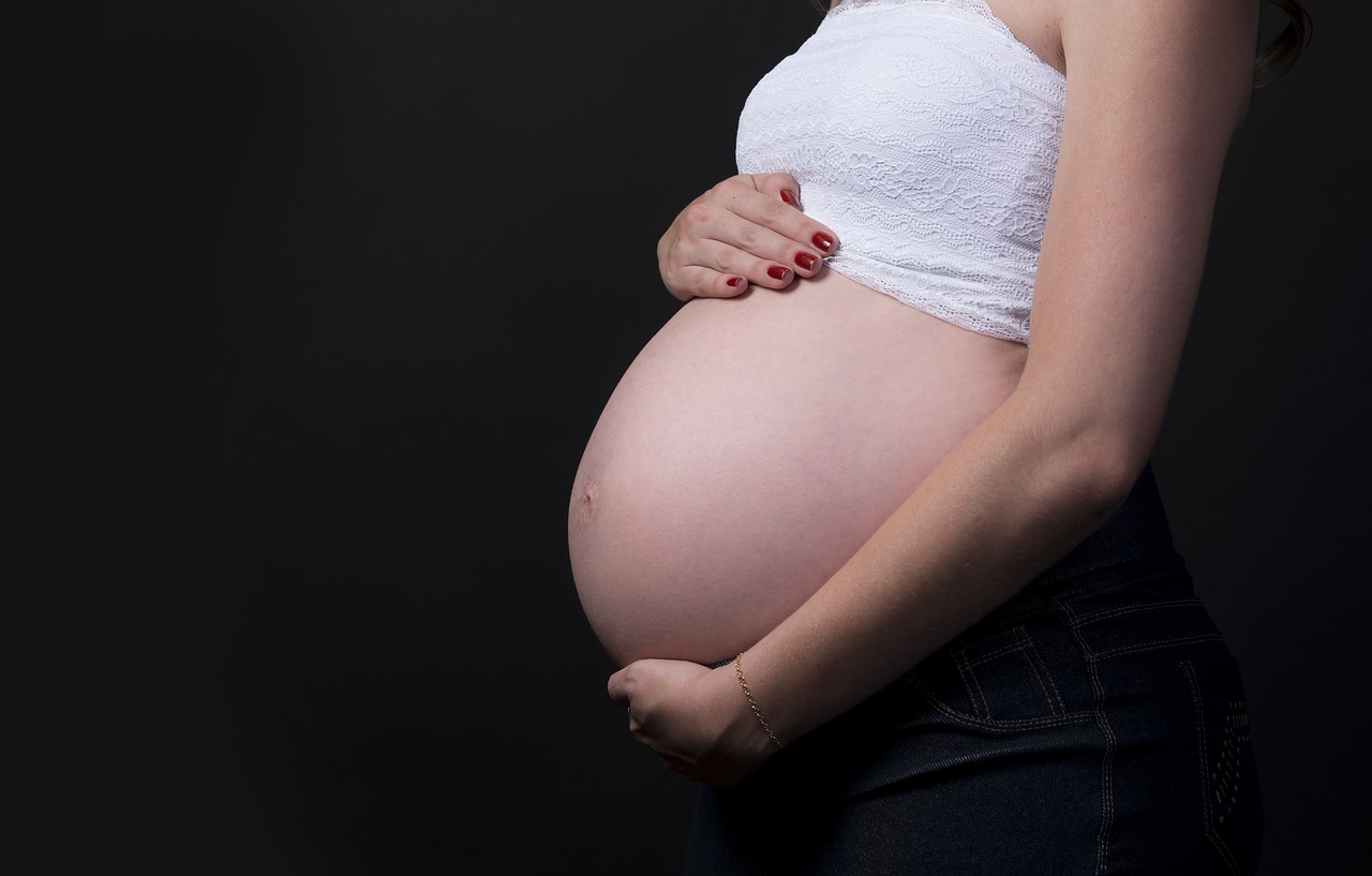 Justiça condena médico obstetra por morte de feto e falsidade ideológica Justiça condena médico obstetra por morte de feto e falsidade ideológica