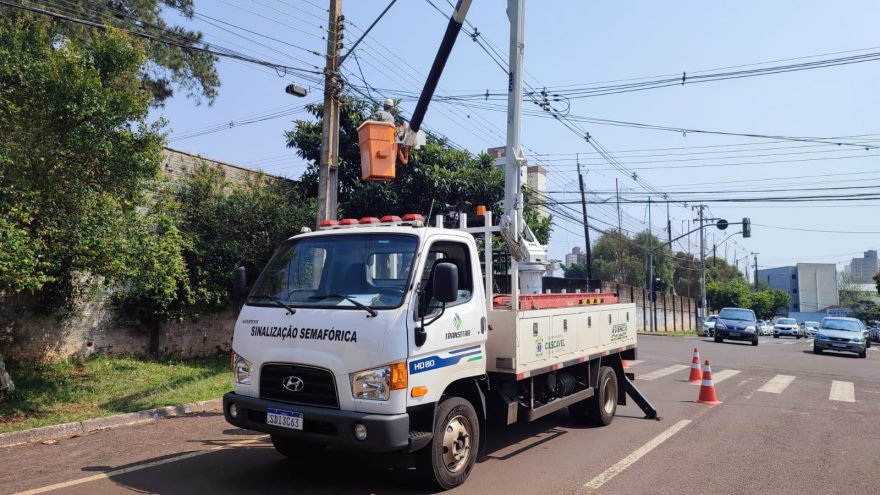 Temporal: Transitar segue com os reparos na sinalização de trânsito