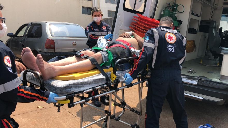 Homem fica ferido após cair de seis metros de altura na Rio da Paz
