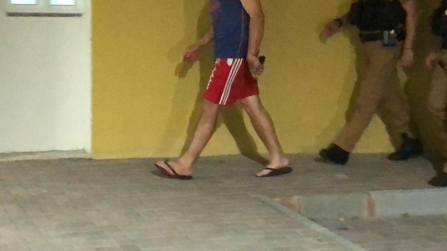 Indivíduo é detido no Santa Felicidade acusado de crimes previstos na Lei Maria da Penha