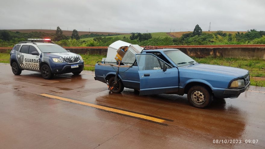 Pampa que carregava objetos furtados é abandonada na rodovia BR-163