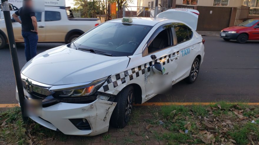 City e Jeep se envolvem em acidente no Centro