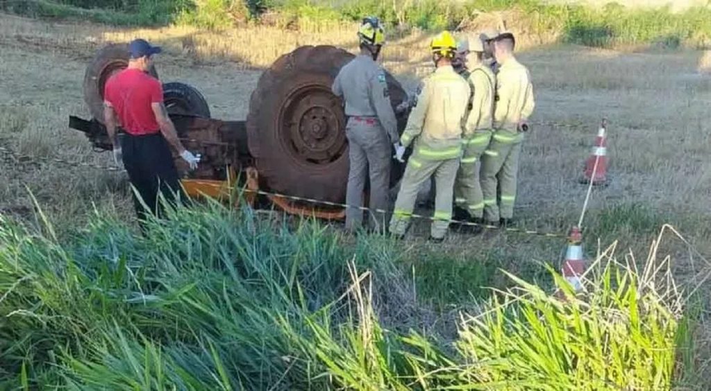 Trabalhador morre em grave acidente com trator em zona rural