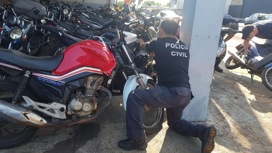 Polícia Civil realiza operação para encontrar desmanches de veículos furtados