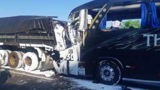 Motorista de ônibus que morreu em acidente na BR-369 é identificado como Aparecido Caldeira