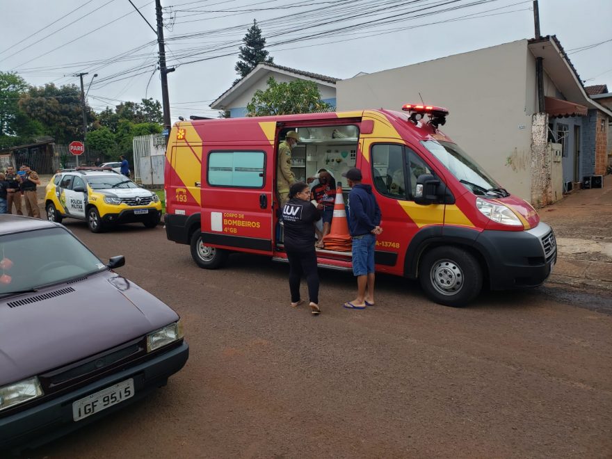 Homem é esfaqueado após briga de casal no Bairro Santa Felicidade