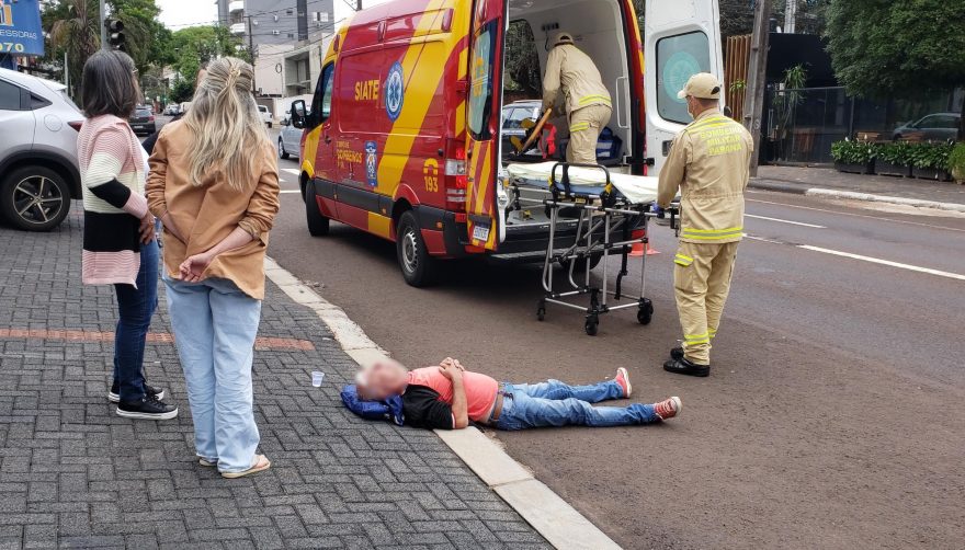 Idoso fica ferido ao cair na rua Marechal Cândido Rondon