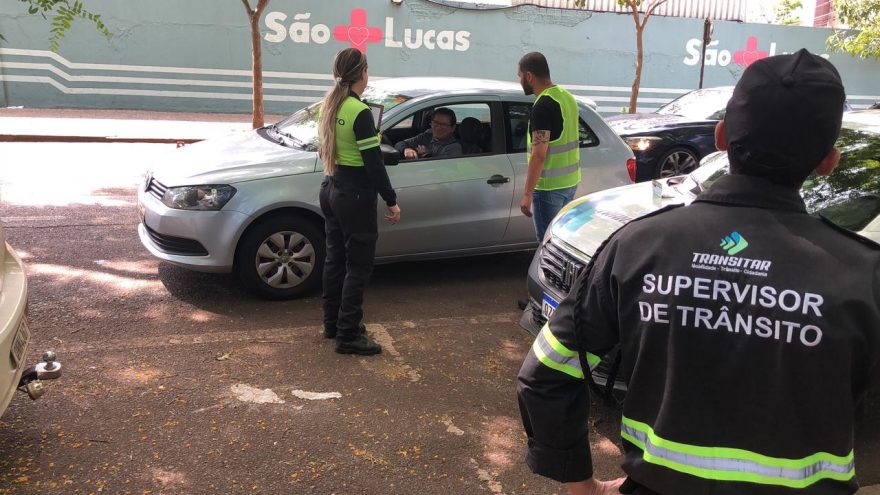 Transitar e Guarda Municipal realizam Blitz educativa em Cascavel