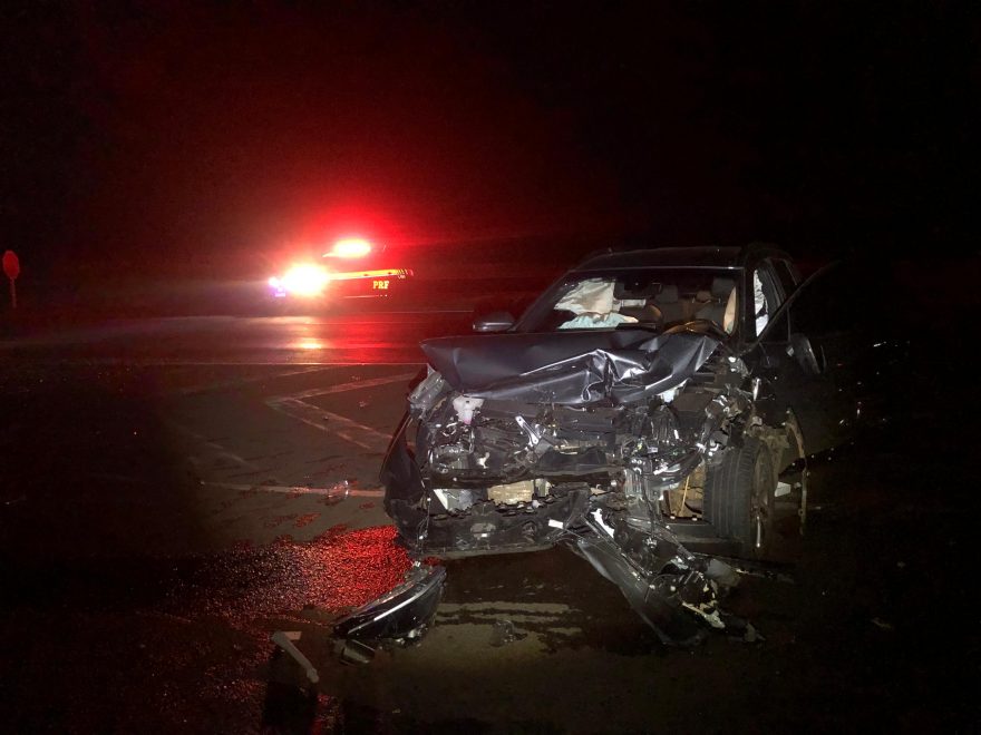 Grave colisão deixa vítimas feridas e trânsito lento na BR-467