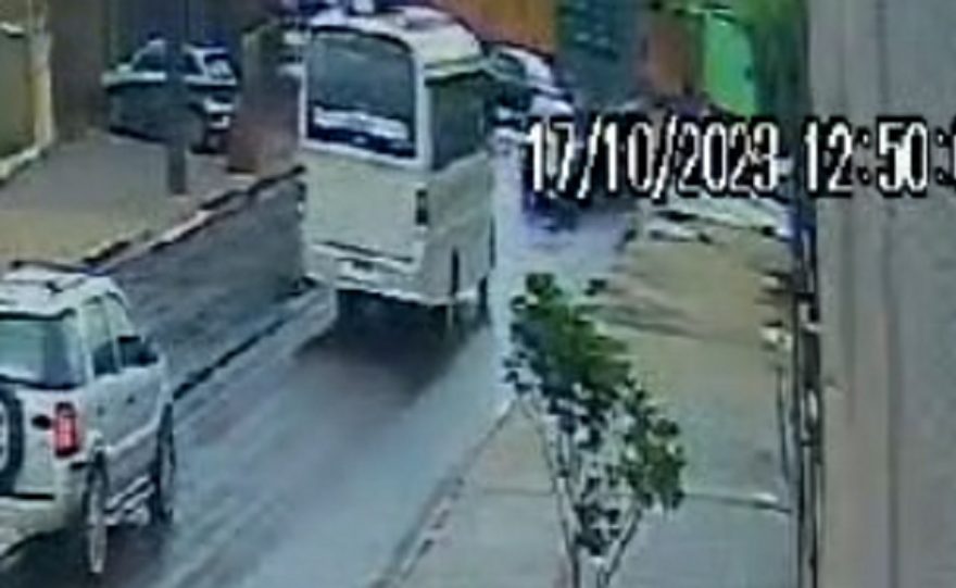 Vídeo mostra colisão entre caminhão e carro na Rua Poente do Sol