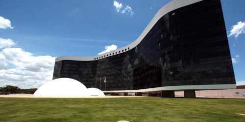 TSE rejeita duas ações sobre supostos ilícitos de Lula nas eleições Imagem referente a TSE rejeita duas ações sobre supostos ilícitos de Lula nas eleições