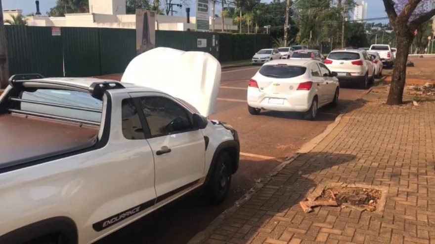 Colisão traseira é registrada na Rua Londrina, no Centro