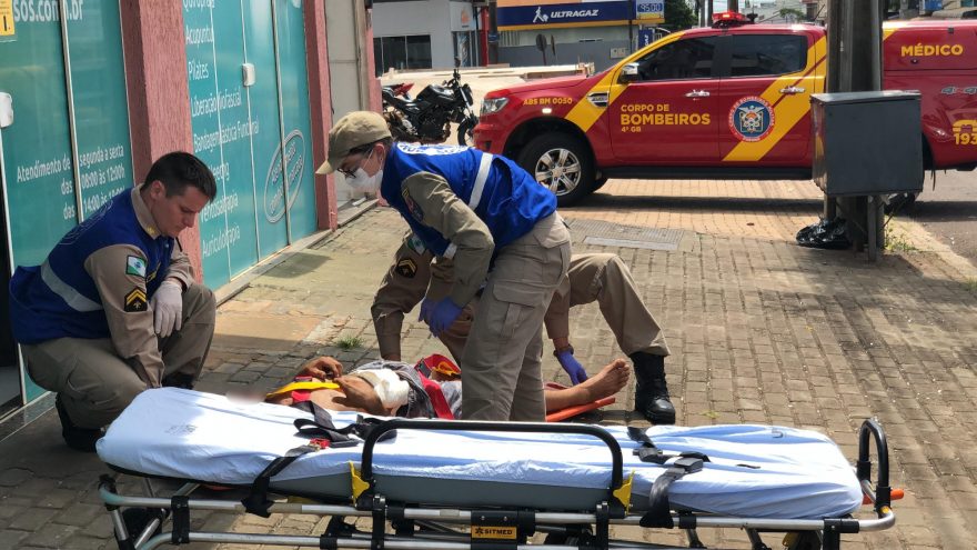 Morador de Rua leva facada na barriga na Rua Cuiabá