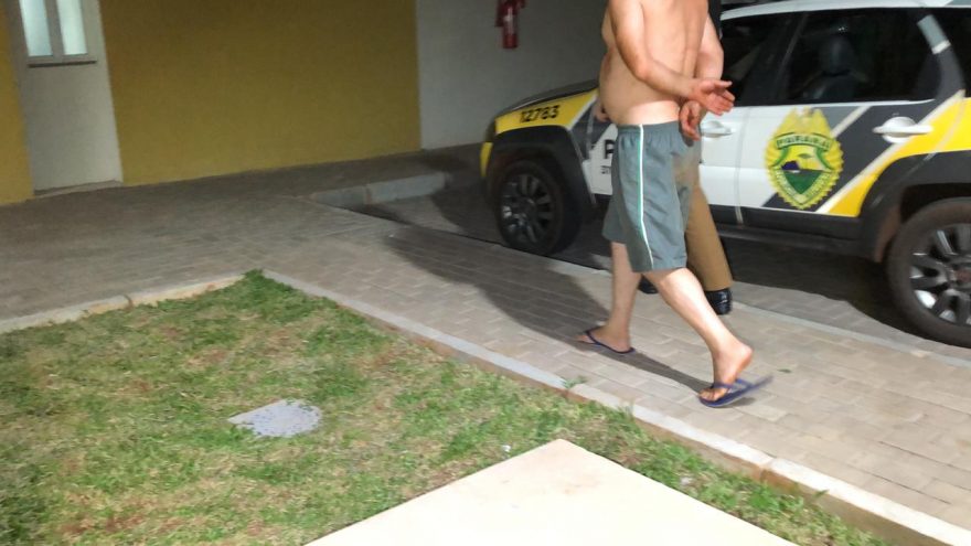Em briga de mulheres, homem intervém para defender a filha e acaba detido acusado de agressão
