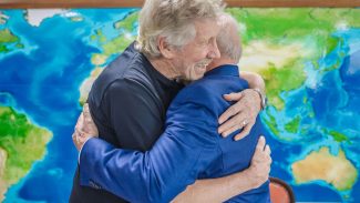 Lula e Roger Waters conversam sobre política e música em Brasília