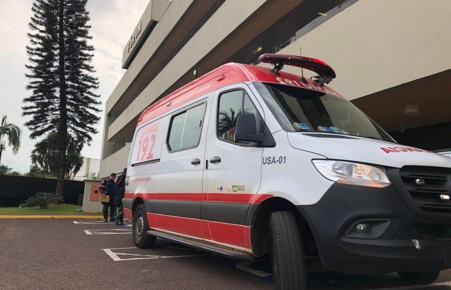 Mulher sofre crise convulsiva e é socorrida pelo Samu no Fórum