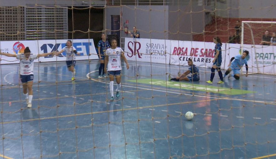 Confira os melhores momentos da vitória do Stein Cascavel contra o Londrina
